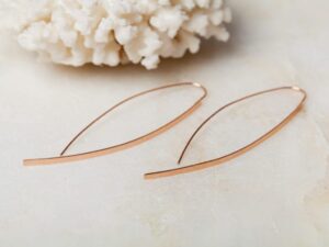 Langwerpige oorbellen Earring Nono 925 sterling zilver en 18K roségoud mat Laura Design