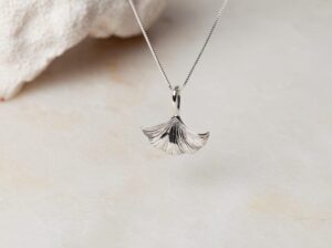 Ketting Necklace Ginkgo Biloba 925 sterling zilver oxidized Laura Design